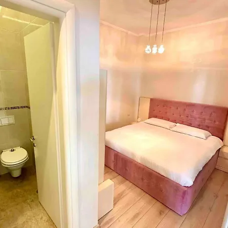아파트 Sea View Apartment With Veranda Vlorë